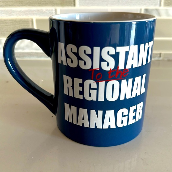 The Office Dunder Mifflin Inc. logo & Assistant to the Regional Manager 14oz mug - Picture 2 of 2